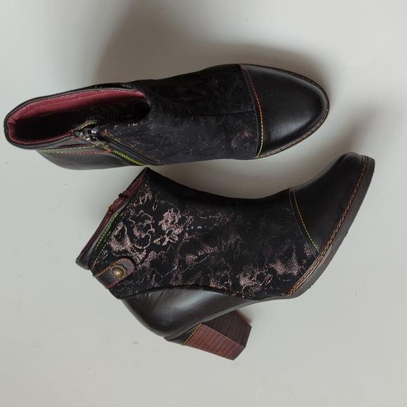 Spring Step Shoes - L'Artiste Booties